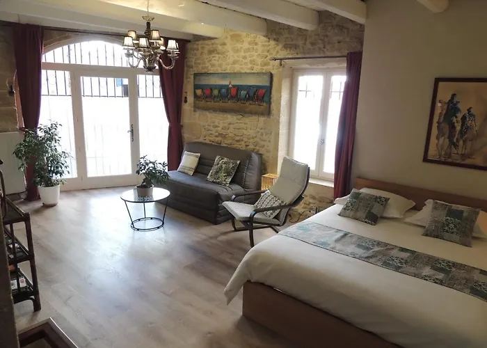 Jabadao לינה וארוחת בוקר 3*